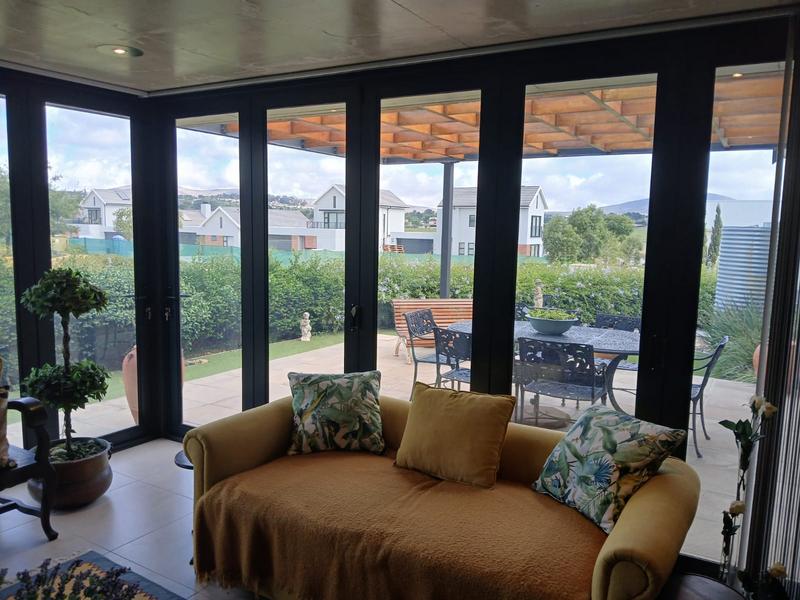 4 Bedroom Property for Sale in Graanendal Western Cape